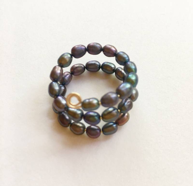 Schwarze Perlen Bandring - Anweisungsring von SpoolandWireJewelry