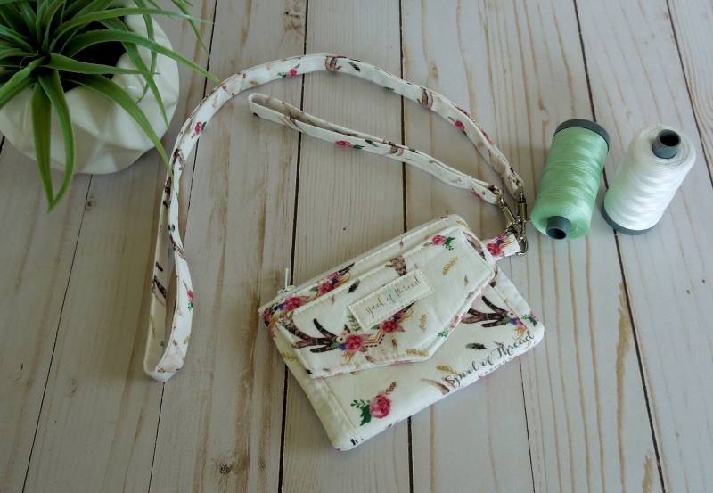 Boho-Hirsch-Id Wallet von SpoolofThreadDesigns