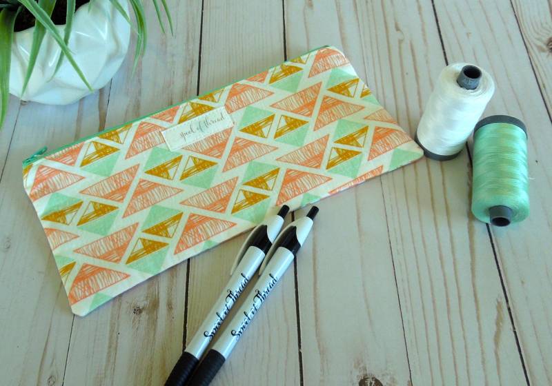 Mint-Azteken Bleistift-Beutel von SpoolofThreadDesigns