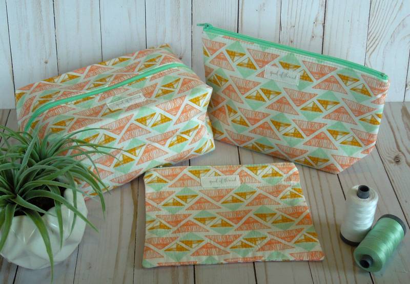 Original Kosmetiktasche Set in Mint Aztec von SpoolofThreadDesigns