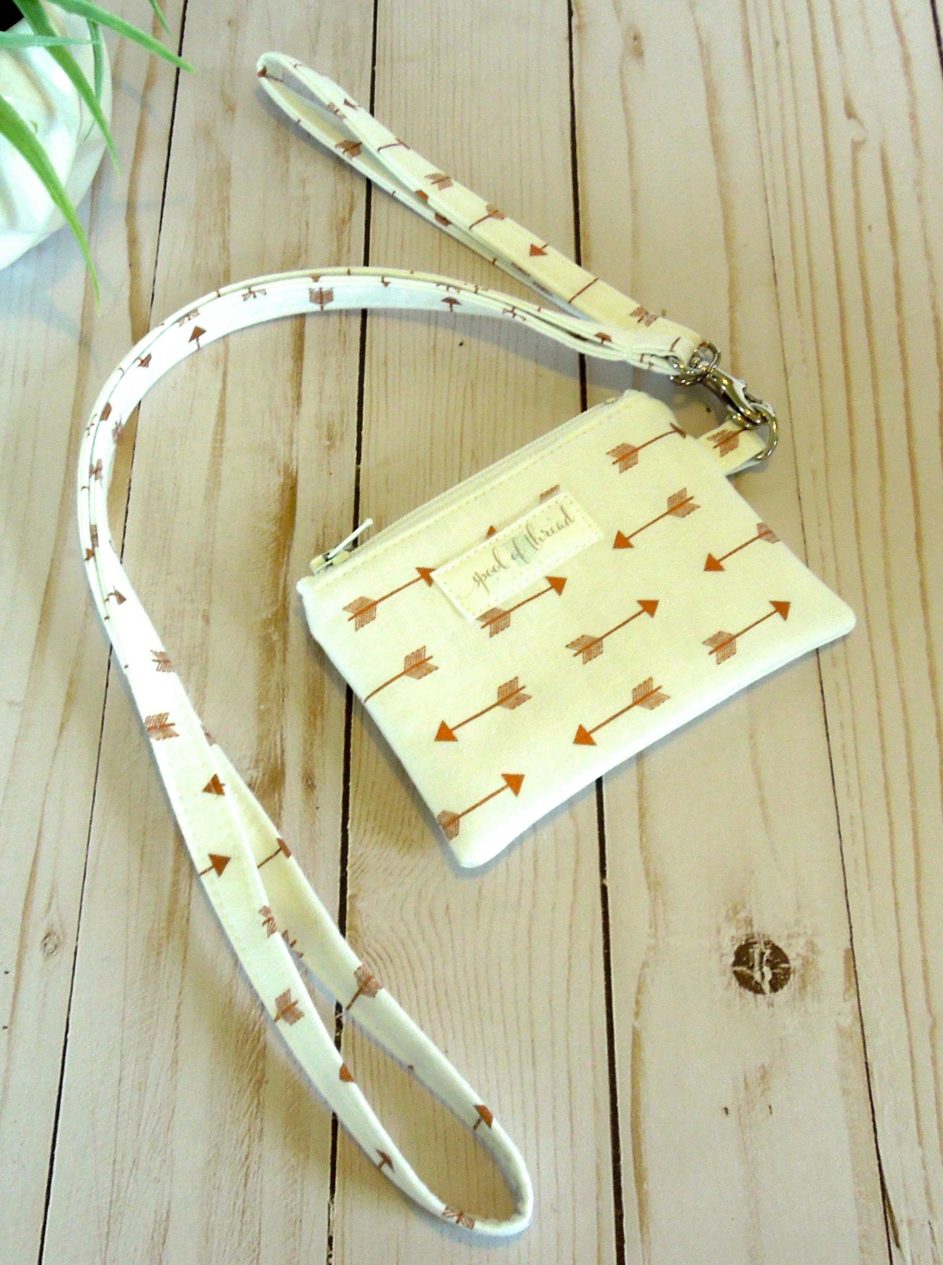 Rose Gold Pfeil Und Polka Dot-Id Wallet von SpoolofThreadDesigns