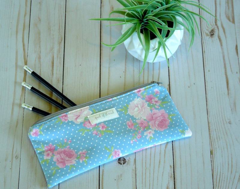 Vintage Floral Und Polka Dot Bleistift Tasche/Bleistift-Beutel Wieder Zur Schule von SpoolofThreadDesigns