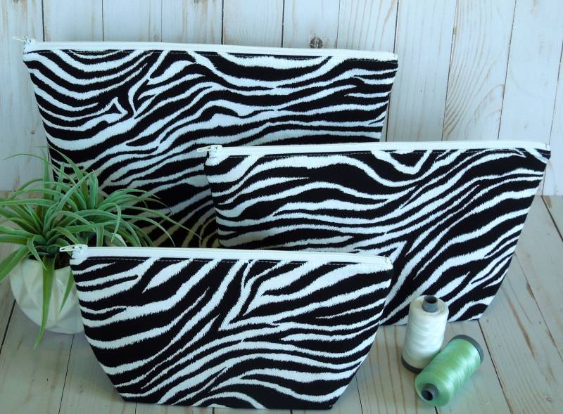 Zebra Und Hot Pink Großen Kosmetiktasche Set von SpoolofThreadDesigns