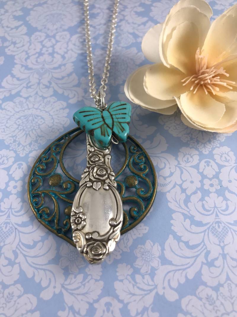 Löffel Halskette Silberschmuck Mit Türkis Schmetterling von SpoonStruckShop