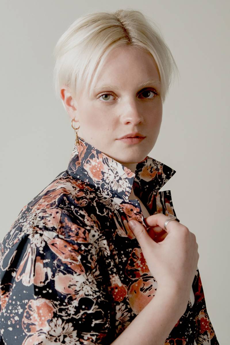 Hawaiihemd - Floraler Farbtupfer von SpotMeStudio