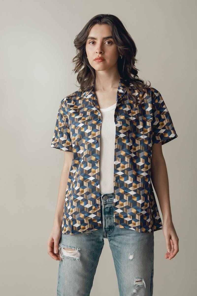 Hawaiihemd - Golden Cube Satin von SpotMeStudio