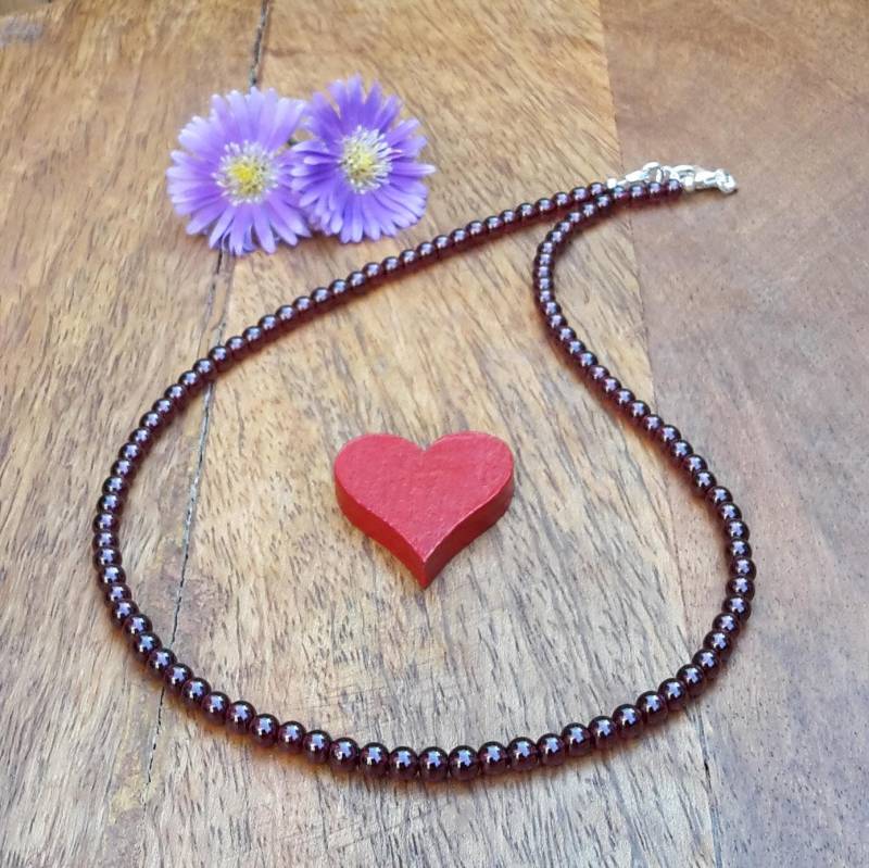 Granat Schmuck/Halskette Edle Geschenke Für Frauen Perlenkette Rot 4, 2 Mm & 925 Sterling Silber Granat Schmuck/Halskette Edle Geschenke Für Frauen Perlenkette Rot 4, 2 Mm & 925 Sterling Silber von Spreeschmuck