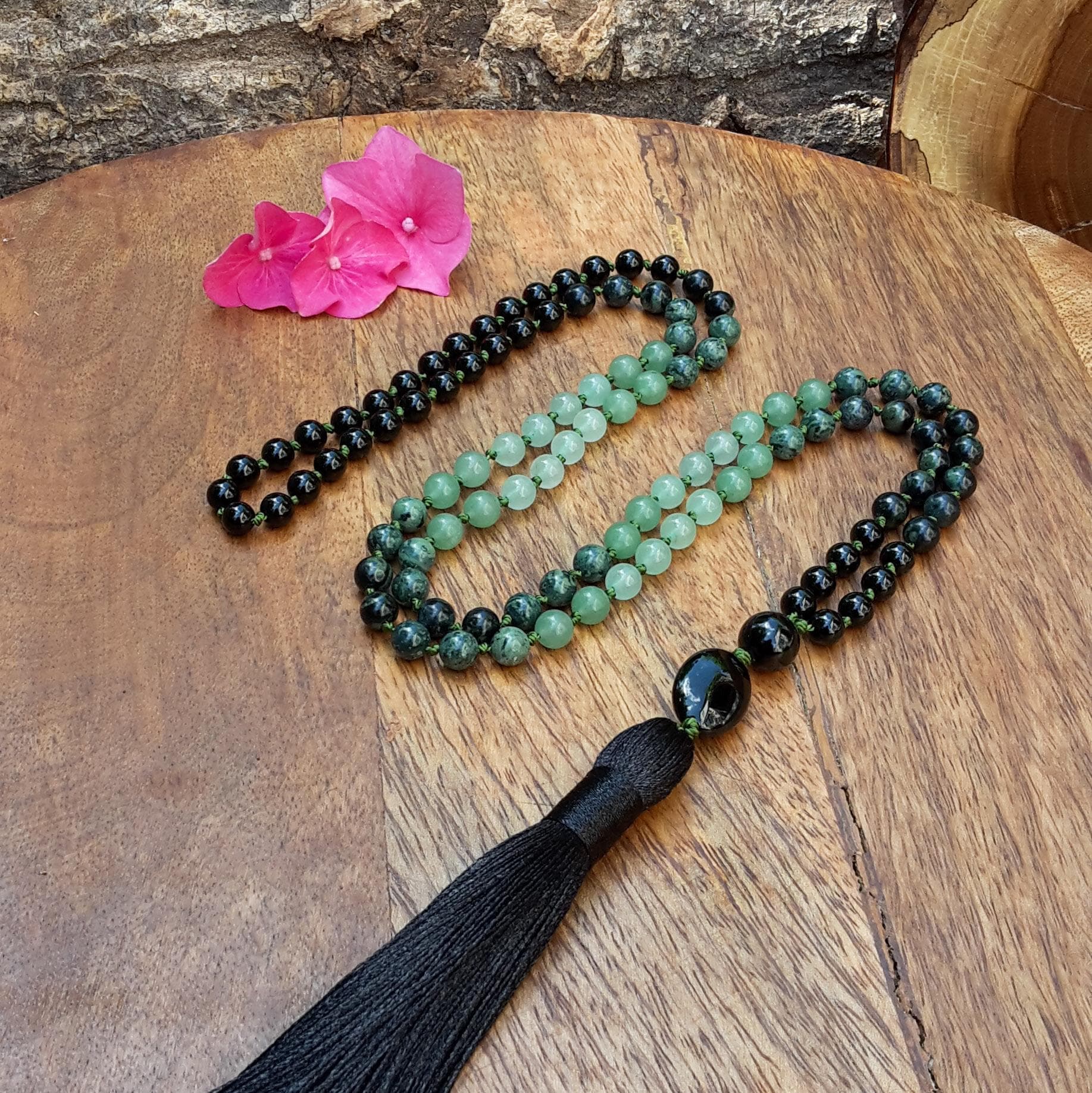 Mala Gebetskette/Yoga Geschenke Onyx Kette Onyx, Grüner Jaspis & Aventurin 6 Mm von Spreeschmuck