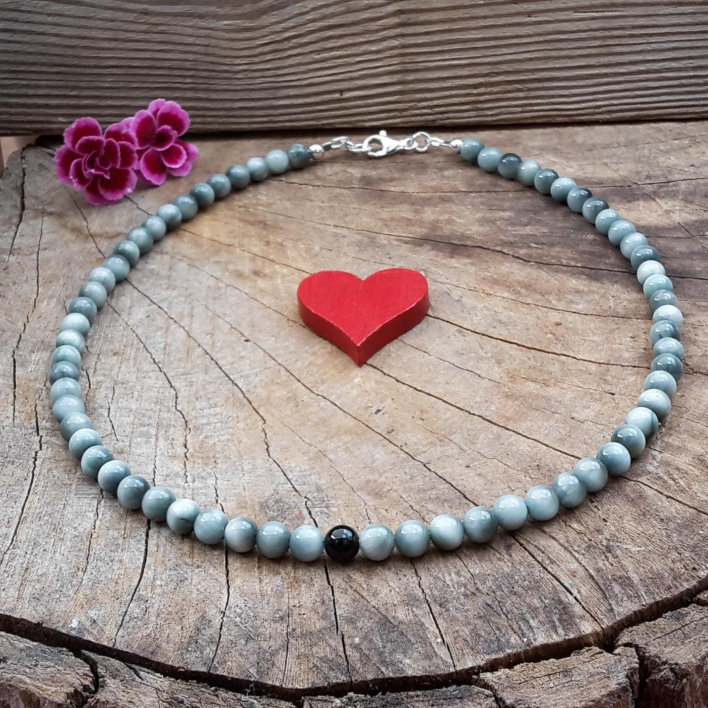 Moderne Perlenketten/Halskette Für Freundin Graue Perlenkette Damen Adlerauge & Onyx, 6 Mm Mit 925 Sterling Silber Moderne Perlenketten/Halskette Für Freundin Graue Perlenkette Damen Adlerauge & Onyx, 6 Mm Mit 925 Sterling Silber von Spreeschmuck