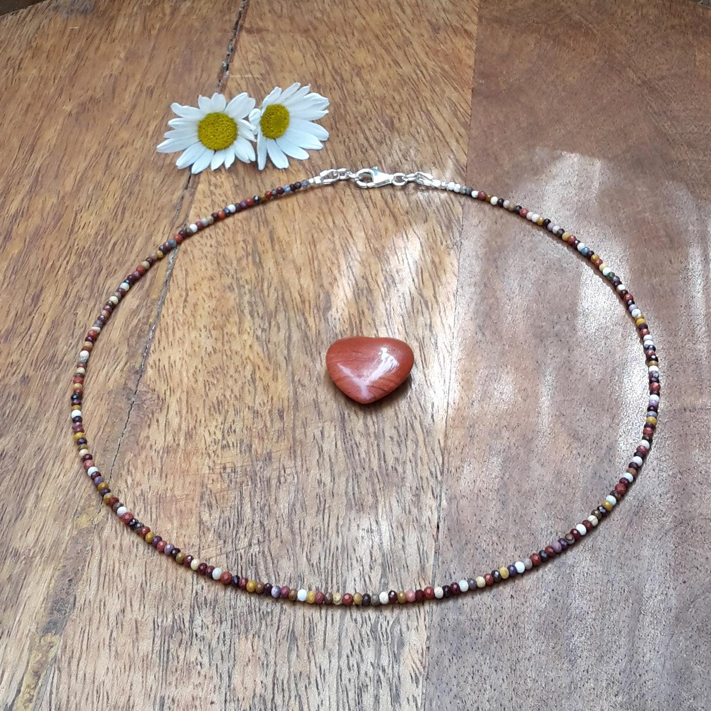 Mookait Schmuck/Zarte Perlenkette Beste Freundin Bunte Damen Mookait, Roter Jaspis 2x3mm & 925 Sterling Silber von Spreeschmuck