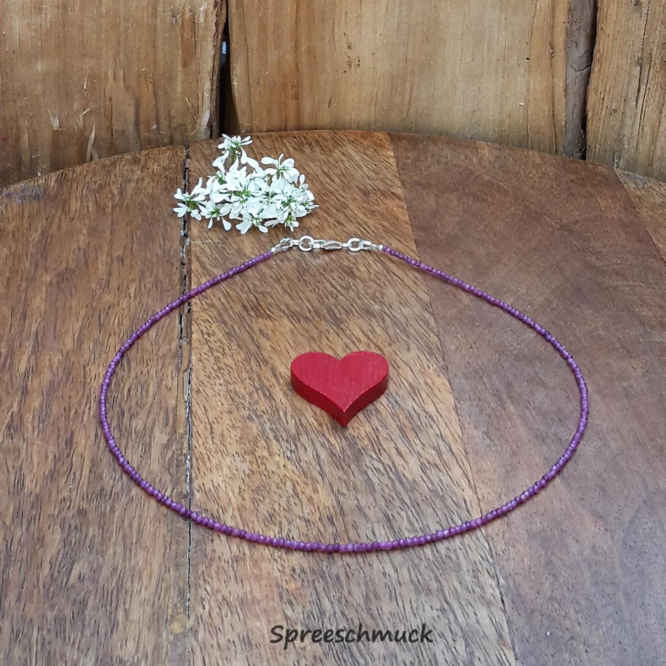 Schmuck Mit Rubin/Edle Geschenke Für Frauen Halskette Pinke Perlenkette Pinker 2 Mm & 925 Sterling Silber von Spreeschmuck