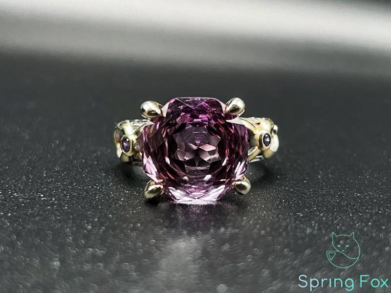 Natürlicher Amethyst Ring 925 Sterling Silber Mit Golddetails Verstellbar Statement High Quality Heilstein Edelstein Chakra Healing von SpringFoxHandMade