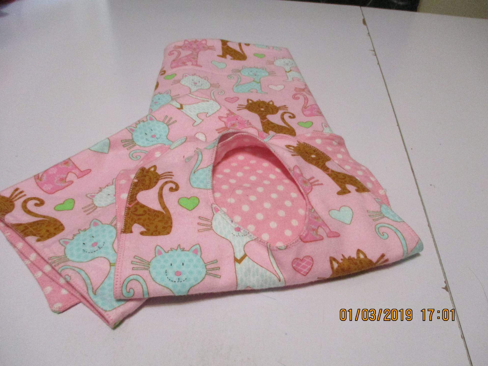 Baby-Geschenk-Set Mit Flanell Gemacht Bib. Spucktuch Clth Und Decke Baby-Geschenk-Set Mit Flanell Gemacht Bib. Spucktuch Clth Und Decke von SpringJunktion