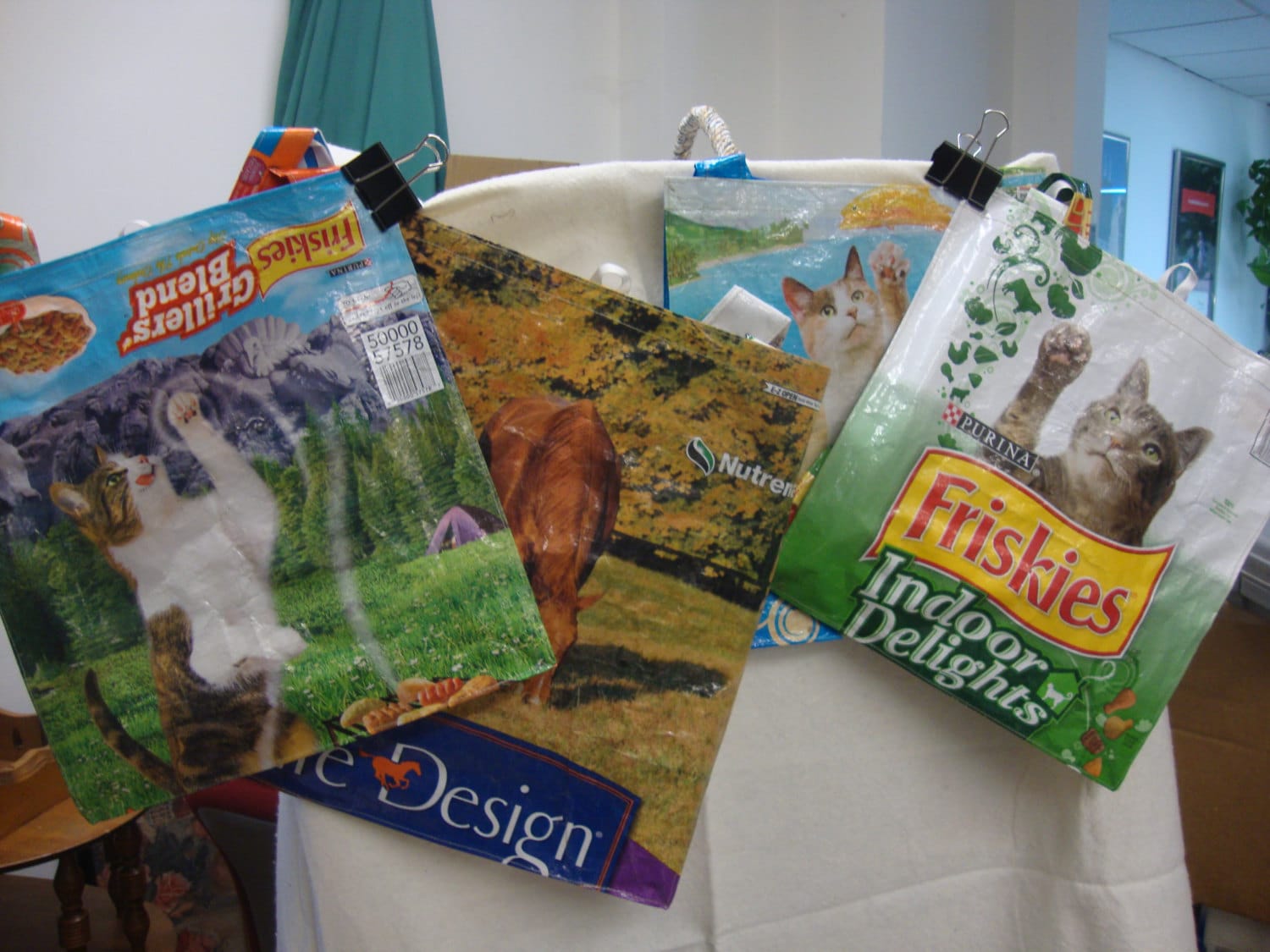 Recycelte Futterbeutel von SpringbirdDesigns