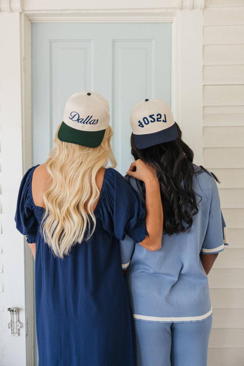 Bestickter Umgedrehter Vintage Trucker-Hut // Benutzerdefinierter Hut, Benutzerdefinierter Text, Zweifarbige Snapback, Gestickter Personalisierter von SprinkledWithPink