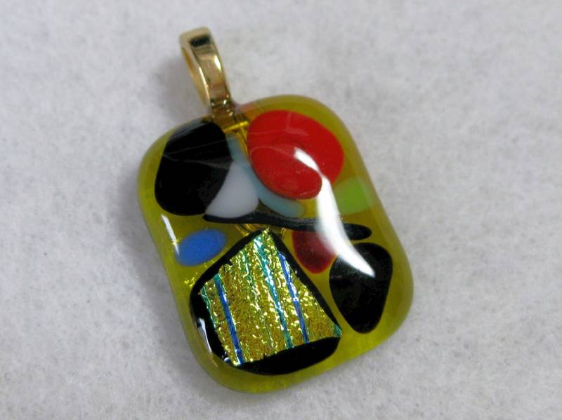 Abstrakter Anhänger Aus Fusing-Glas Mit Vergoldeter Pewter Öse Charity Spende von SpritelyFinch