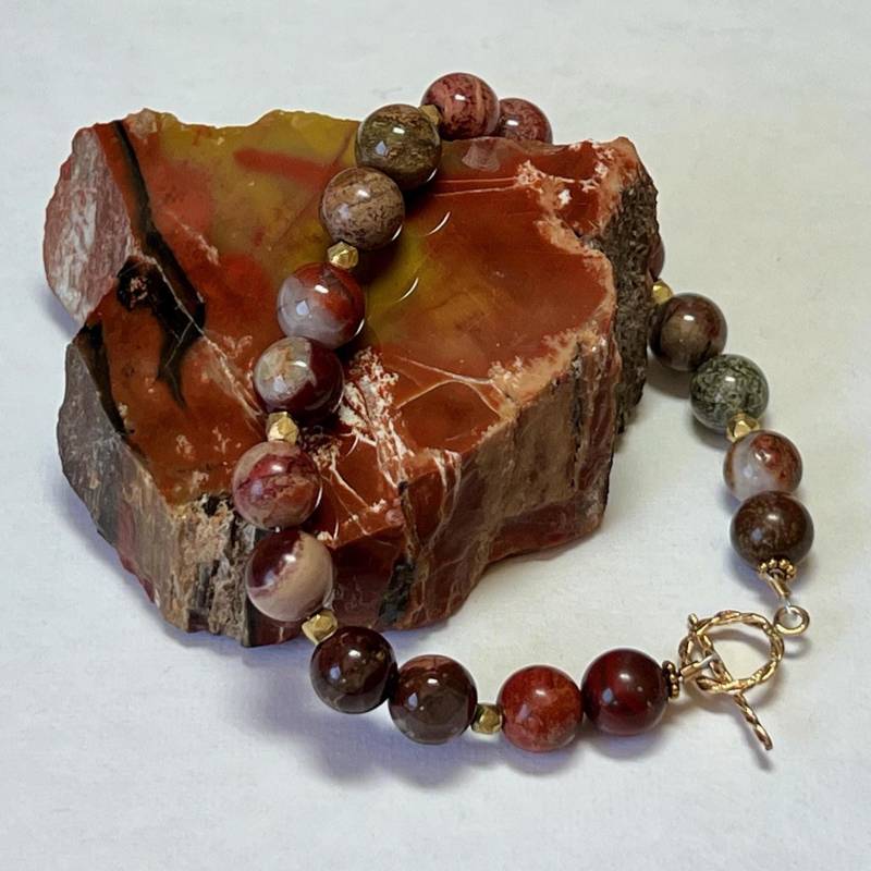 Armband Aus Regenbogenjaspis Und Goldfill Charity-Spende von SpritelyFinch