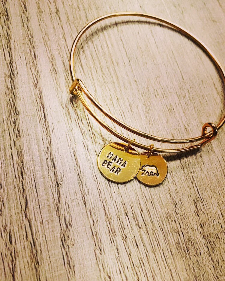 Mama Bär Armreif, Mutter Schmuck, Mutterschaft, Custom Schmuck Mama Bär Armreif, Mutter Schmuck, Mutterschaft, Custom Schmuck von SpryConceptsBoutique