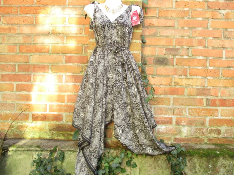 Damen Irregulär Jumpsuit Freizeit Overall Sommer Weites Bein Hose Party Seide Schwarz Weiß Paisley Hosenanzug von SpunkLaden