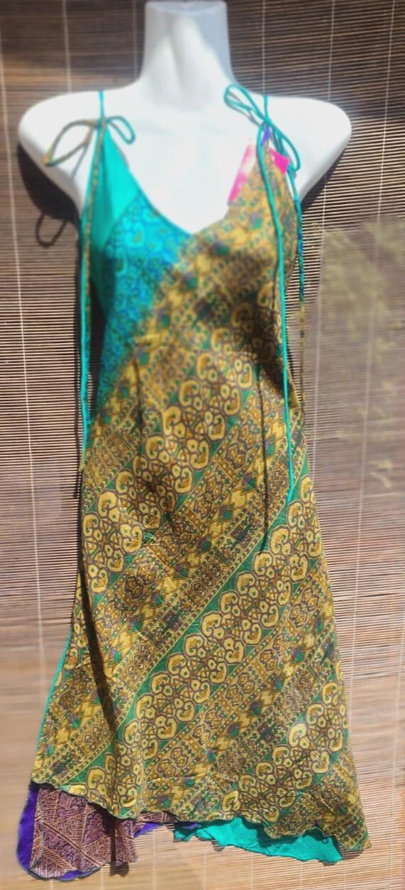 Kleid Seide Seidenkleid Sommerkleid Hippie Ethno Nepal Goa Sari M L Strand Bunt Rosa Asymetrisch Blumen Paisley Handarbeit 40 42 von SpunkLaden