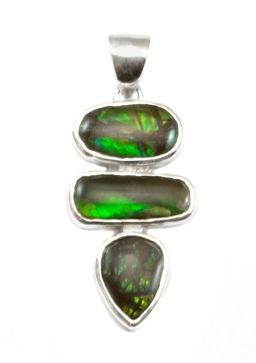Ammolit Anhänger Halskette Bezel Set Cabachon Triple Specimen Irisierende Regenbogen Grüns Einfache Einzigartiges Design Sterling Silber von Spyglassdesigns