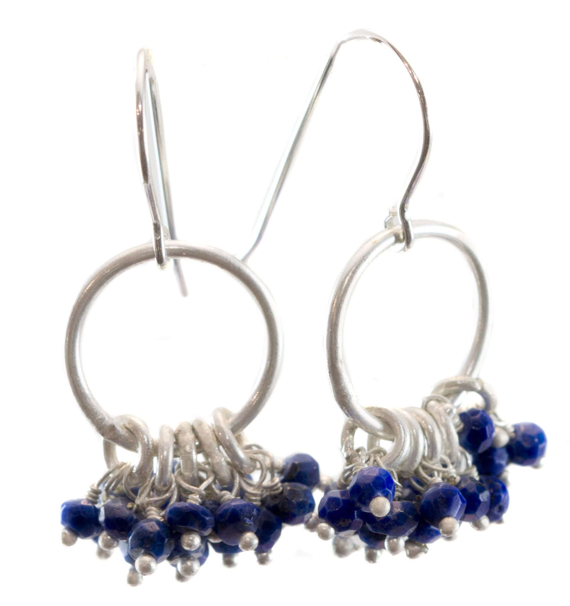 Lapislazuli Ohrringe Natürliche Blaue Cluster Tropfen Sterling Silber Facettiert Mehrere Steine Gruppiert Baumeln von Spyglassdesigns