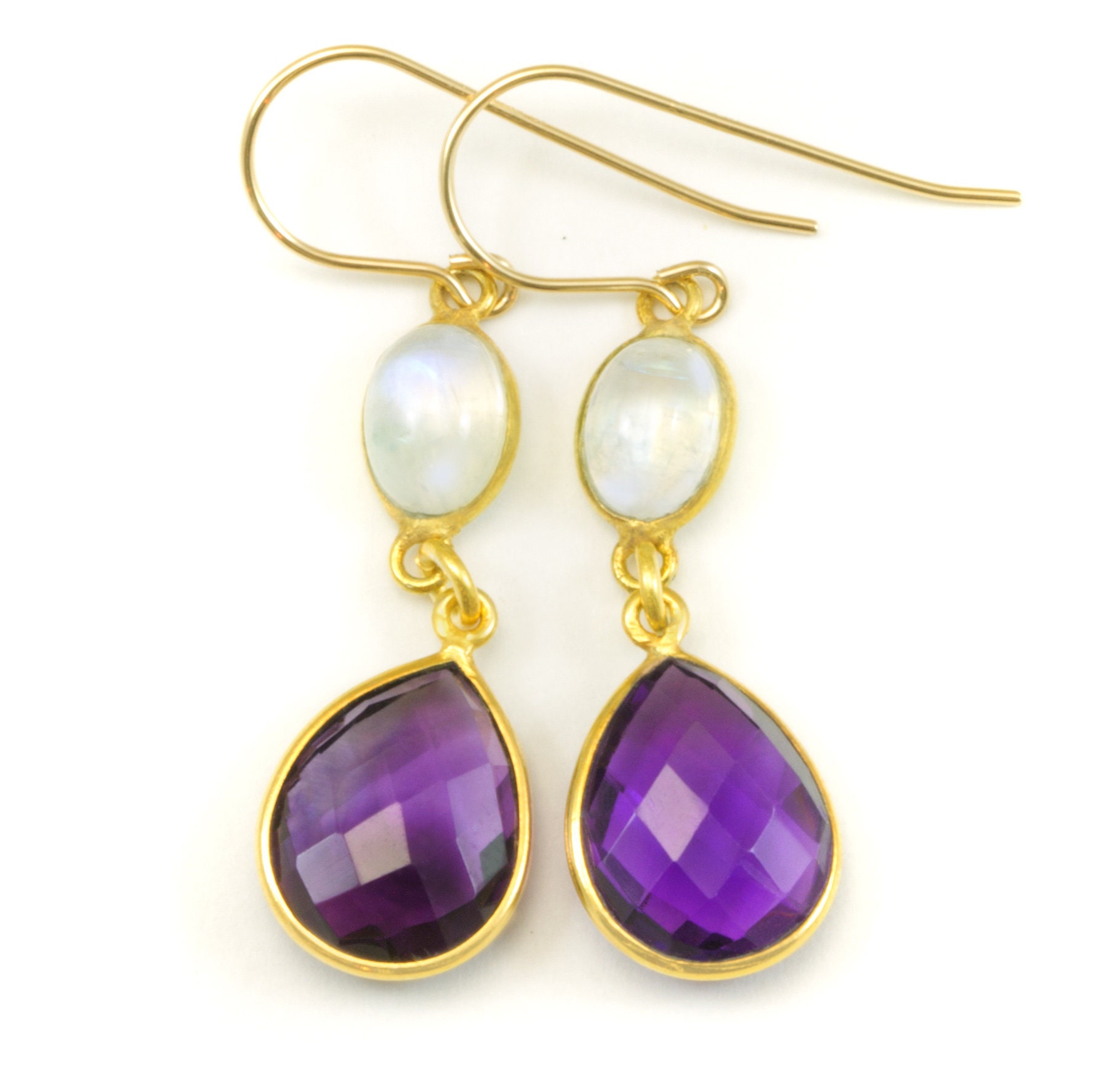 Lila Amethyst Ohrringe Bezeled Set, Doppelt Gehangen Natürlicher Blauer Regenbogen Mondstein Glatte Schnitt 14K Gelbgold Oder Gefüllt Lange von Spyglassdesigns