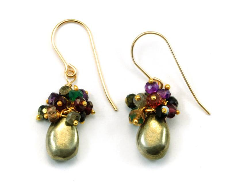 Pyrit Ohrringe Cluster Tearop 14K Solid Gold Oder Gefüllt Ohrhaken Granat Schwarzer Spinell Topas Andalusit Amethyst Tropfen von Spyglassdesigns