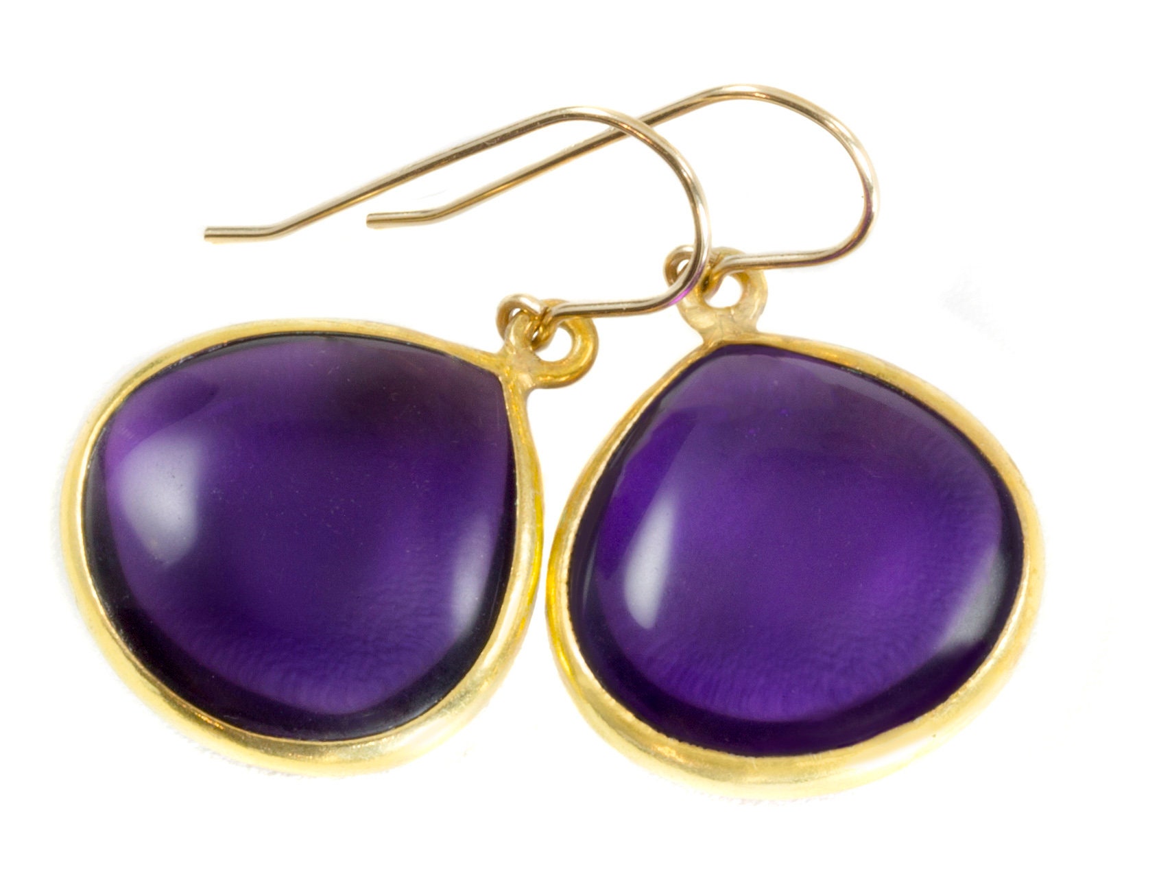 Simulierte Lila Amethyst Ohrringe Glatte Großes Herz Glatt Geschnitten 14K Massivgold Oder Gefüllt Teardrop Tief Jeden Tag Puffed Tropfen von Spyglassdesigns