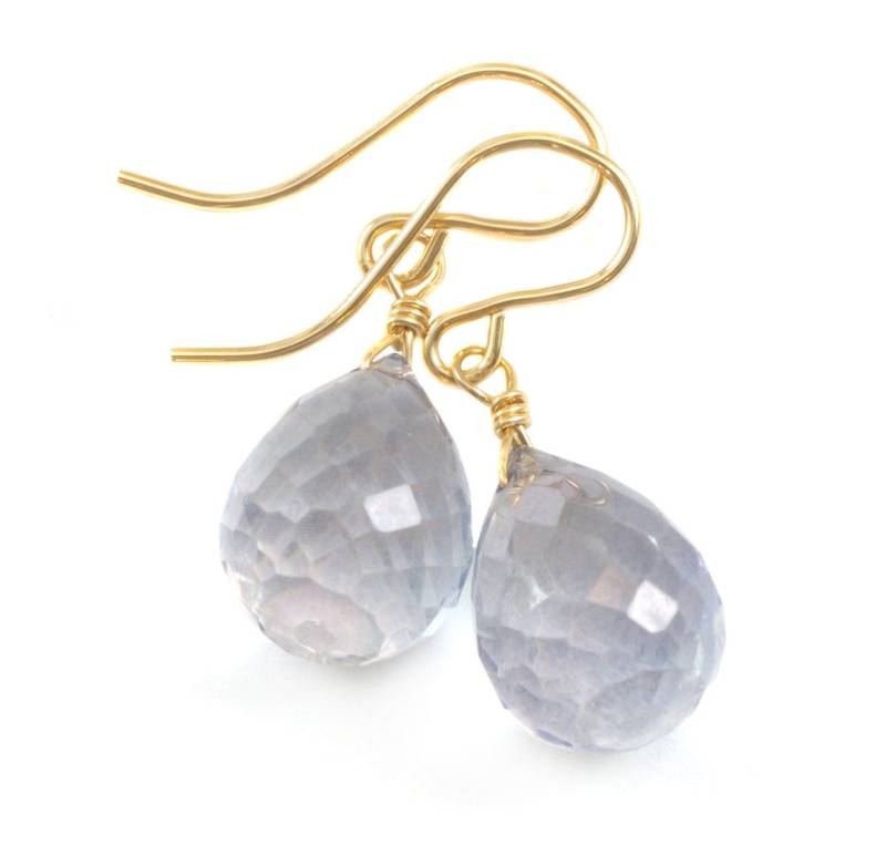 Tansanit Simulierte Ohrringe Facette Briolette Light Pale Blue Lavendel Farbe Sterling Silber Oder 14K Solid Gold Filled Classic Simple Drops von Spyglassdesigns