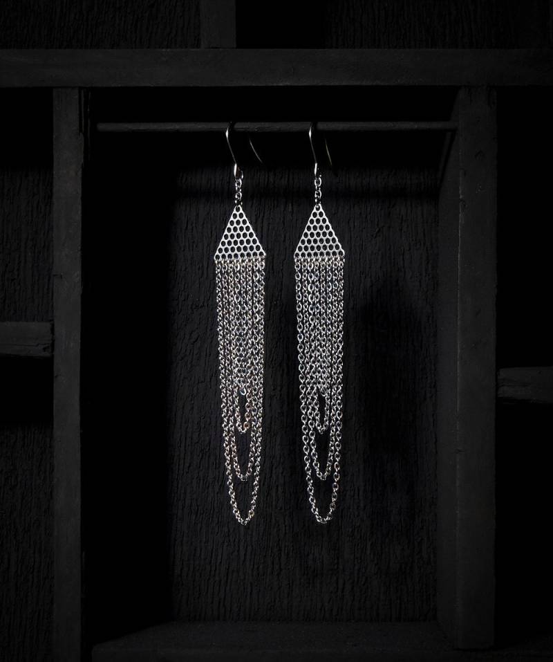 Dangly Dreieck Ohrringe - Stahl von SquircleDesigns