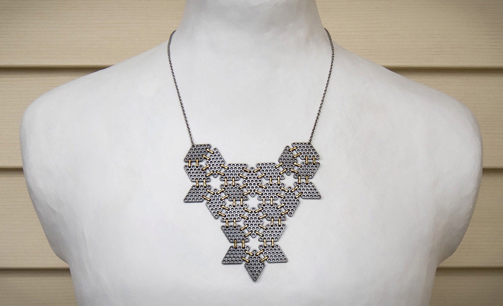 Große Metall-Lace-Halskette Große Metall-Lace-Halskette von SquircleDesigns