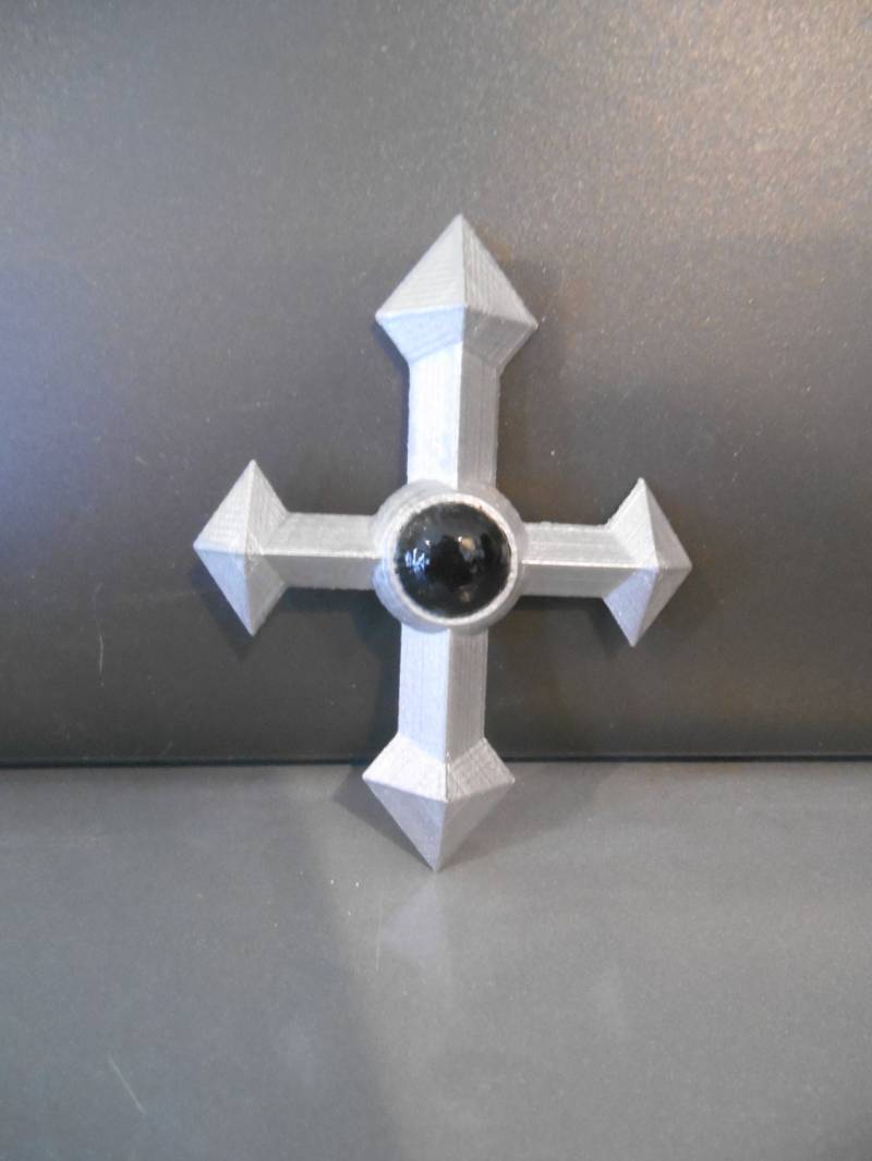 Proffessor Ozpin's Kreuz Pin von SquishworksStudio