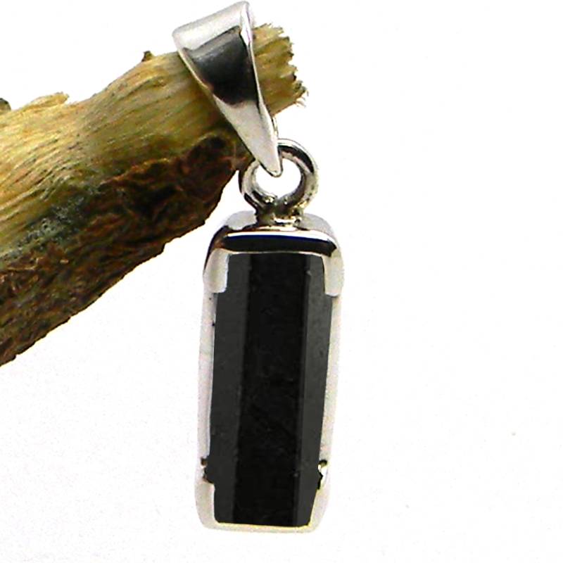 Schöner Schwarzer Onyx Stift Edelstein Anhänger.onyx Stein Anhänger.schwarzer Anhänger.925-Sterling Silber Handmade Anhänger.geschenk von SsonasCreation