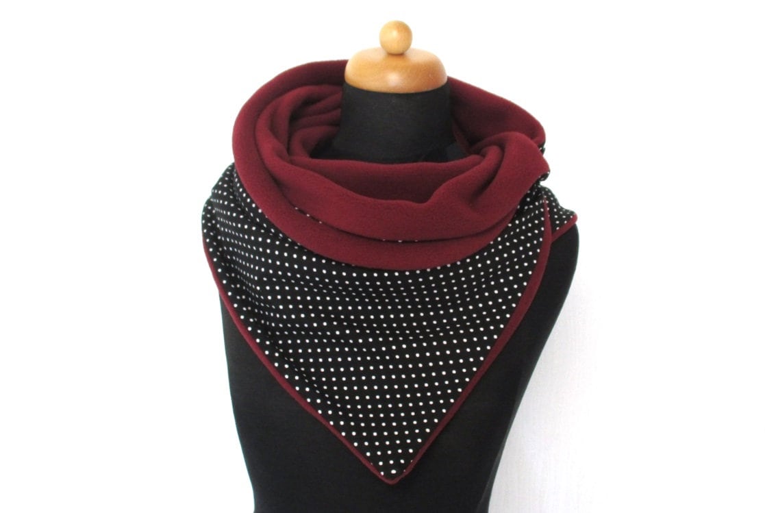Wickelschal Aus Jersey Und Fleece, Schwarz/Bodeauxrot, Knopfschal von StDesignDE