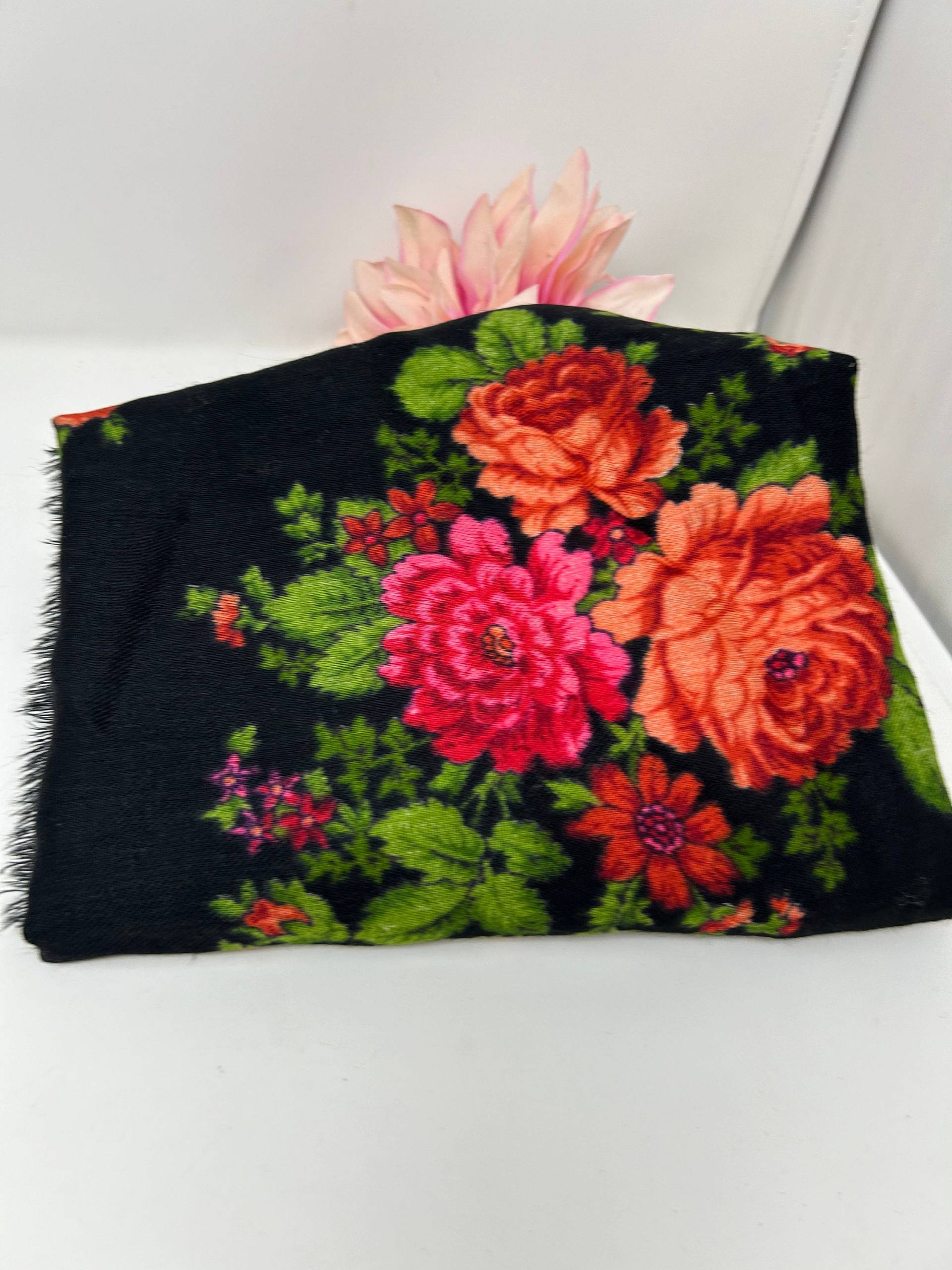 Vintage Schal Aus Baumwolle Und Leinen. Blumiges 80Er Jahre Halstuch Vintage Schal Aus Baumwolle Und Leinen. Blumiges 80Er Jahre Halstuch von StaceyDoesVintage