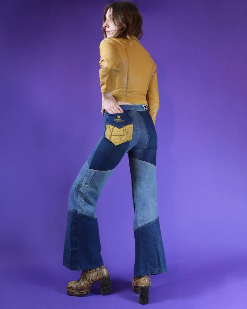 1970Er Jahre Antonio Giuseppe Patchwork Denim Schlaghose Mit Logo Tasche von StacksVintageUK