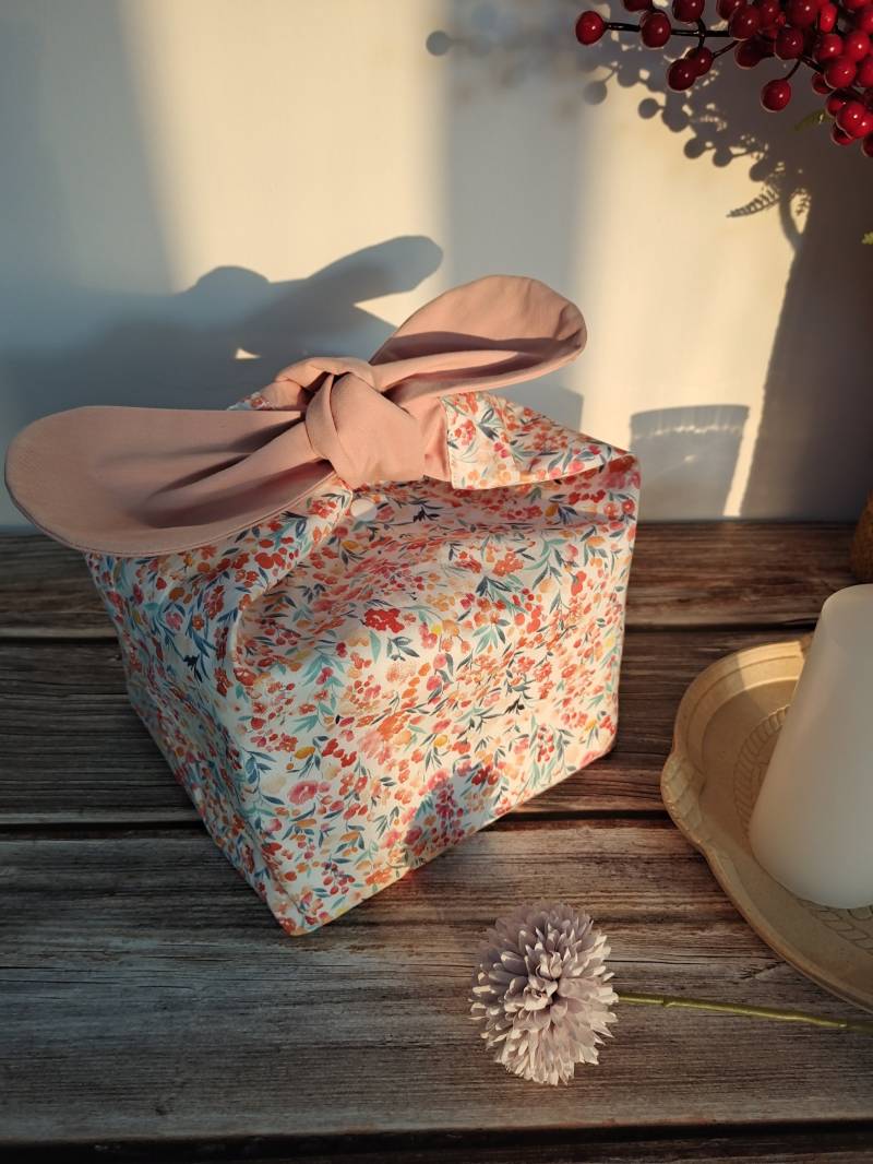 Benutzerdefinierter Name Isolierte Lunchbag Bento-Tasche, Zero Waste, Umweltfreundliches Lunchbox-Tuch Schulgeschenk Für Frauen - Pinke Blumen von StacyKitchenDecor