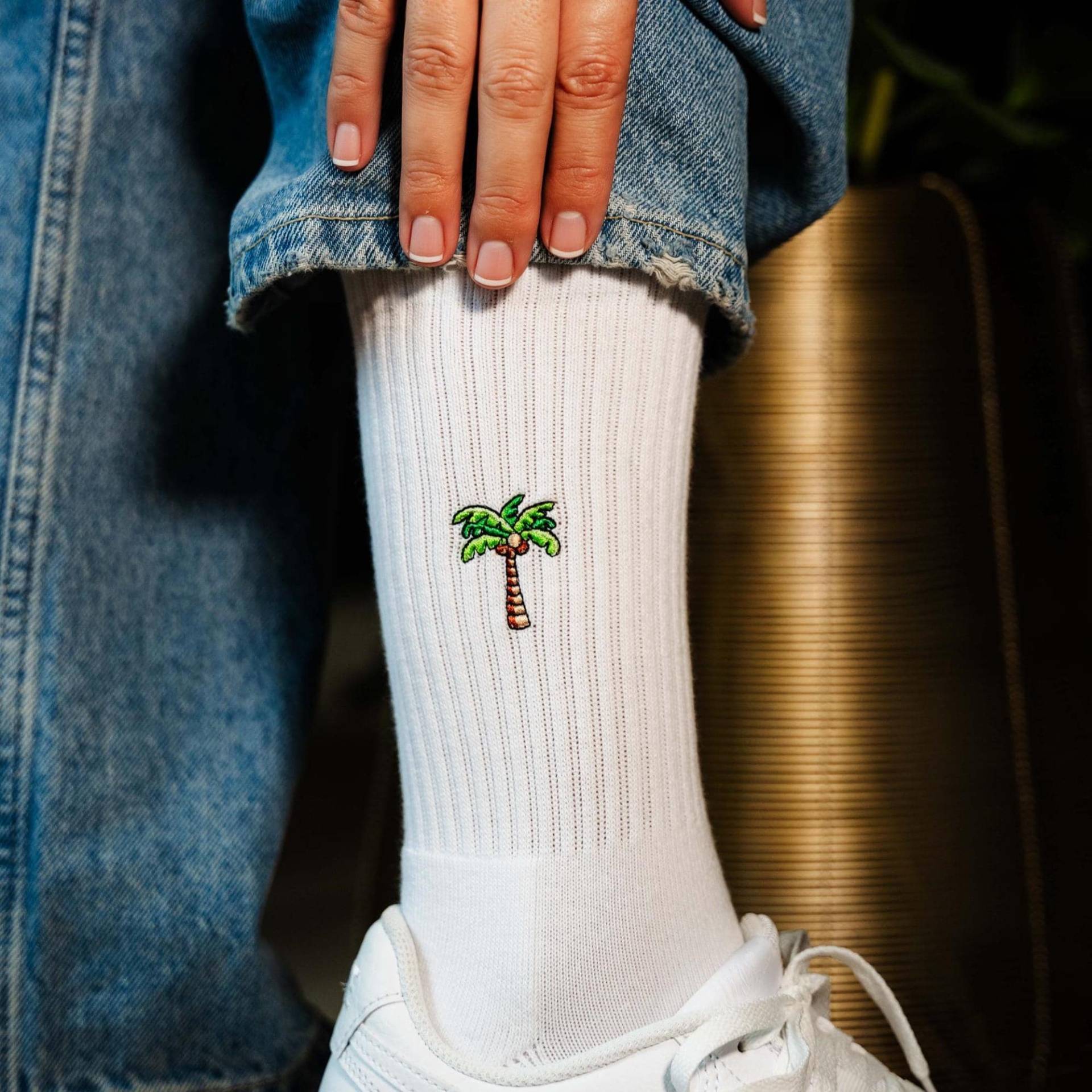 Palme Socken Für Travel Fans Bestickte Bio-Baumwolle Sportsocken Damen & Herren Lustige Tennissocken Mit Inselmotiv von StadtkinderCom