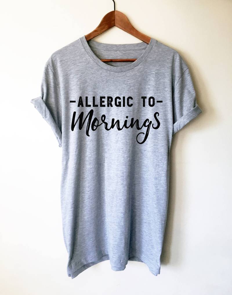 Allergisch Gegen Morgen Unisex Shirt - Nickerchen | Faules Mädchen Hemden Fauler Tag Tshirt Brunch-Shirt Nickerchen-Shirt von StagandPeachCo