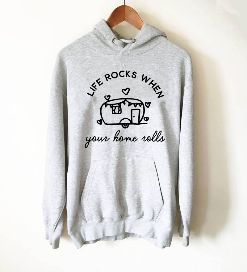 Life Rocks When Your Home Rolls Kapuzen-Sweatshirt - Camping Shirt | Camper-Hemd Camper Geschenk Rv-Shirt Hoodie, T-Shirt von StagandPeachCo
