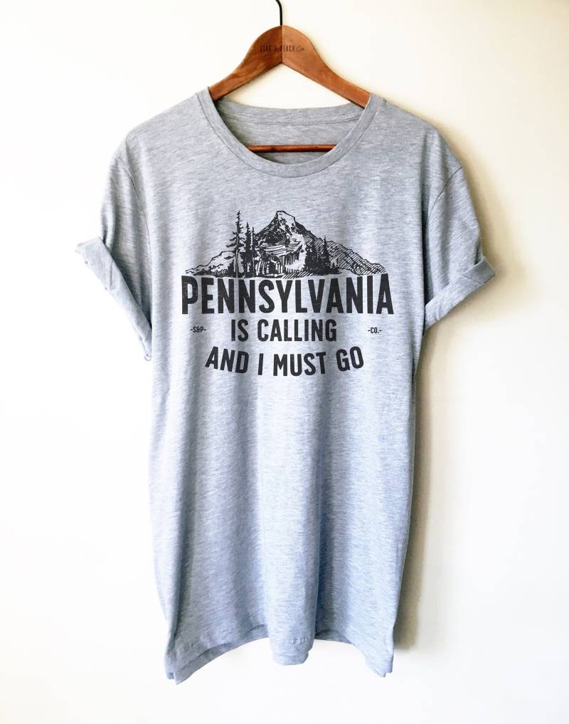 Pennsylvania Ruft Unisex Hemd - State Shirt, Pa Home Geschenk, Philadelphia Pittsburgh Tshirt von StagandPeachCo