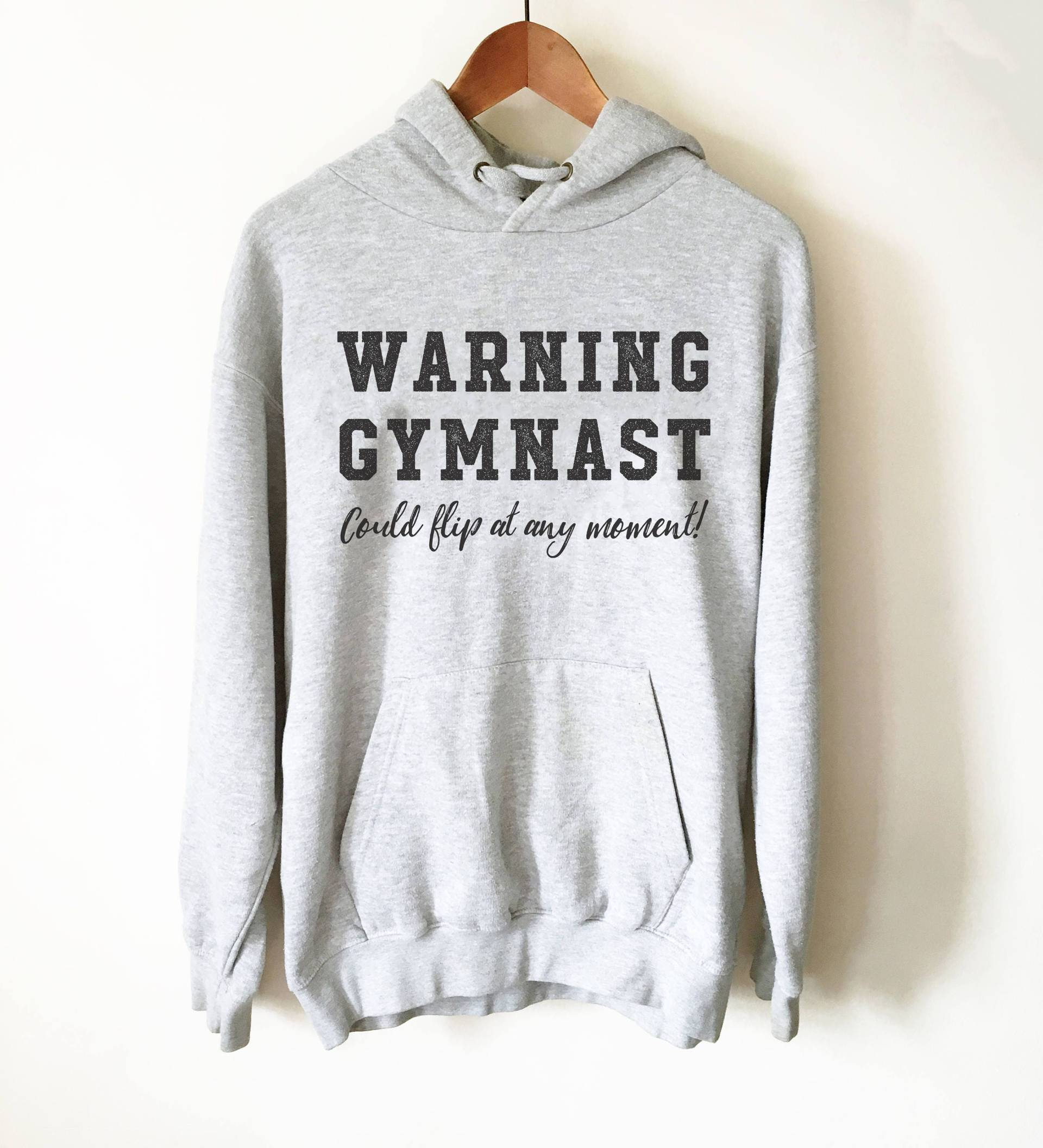 Warnung Turner Hoodie - Gymnastik Shirt, Geschenk, Geschenke, Gymnastik, Geschenk Für Turner, Gym von StagandPeachCo