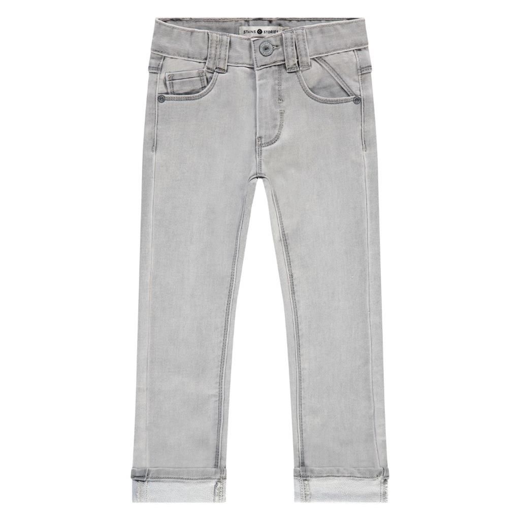 Stains und Stories Babyface Jeans light frey denim von Stains und Stories