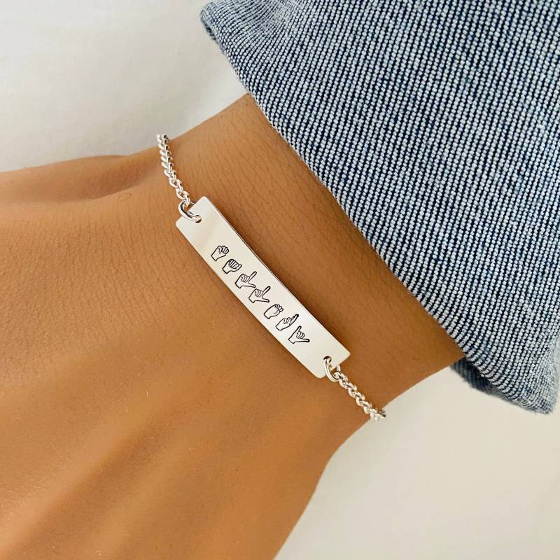 Personalisierter Asl Armband, Gebärdensprache Schmuck, Namen Handgeste, Schwester Geschenk, Geschenk Für Mama, Abschlussgeschenk, Freundinnen von StampedEve