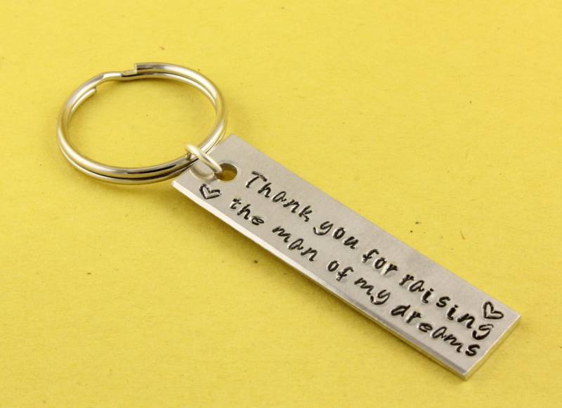 Danke, Dass Du Den Mann Meiner Träume Schlüsselanhänger - Silber Vater Des Bräutigams Hochzeitsgeschenk Geschenk Für Ihn von StampinOffThePath