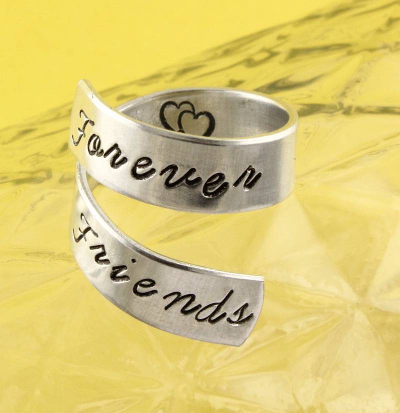 Freunde Ring - Forever Friends Wickelring Twist Best Verstellbarer Silber Größe 7 8 von StampinOffThePath