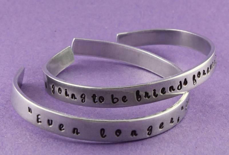 Friends Forever Manschettenarmbänder - Silber Armbänder Bff Beste Freunde Pooh Zitat Set Von 2 Armbändern von StampinOffThePath
