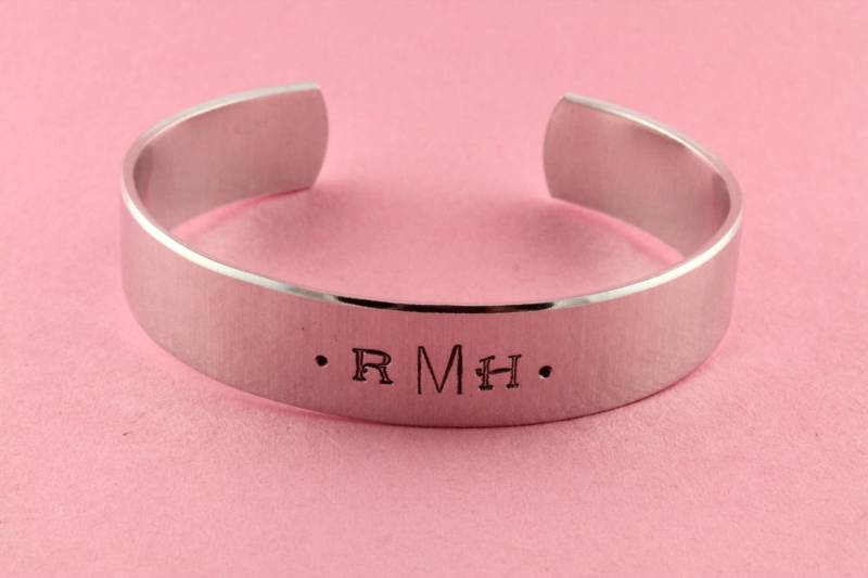 Monogramm Armband - Silber Initialen Armband Personalisiertes Geschenk Für Sie von StampinOffThePath