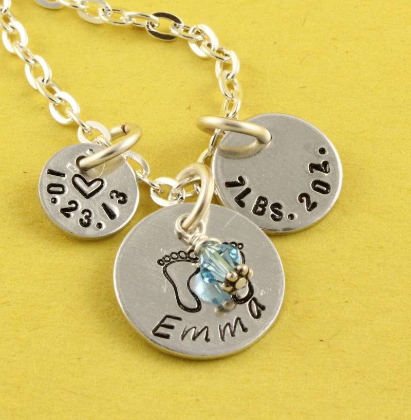 Muttertagsgeschenk - Neue Baby Halskette Babystats Personalisierte Geschenk Für Mama Name von StampinOffThePath